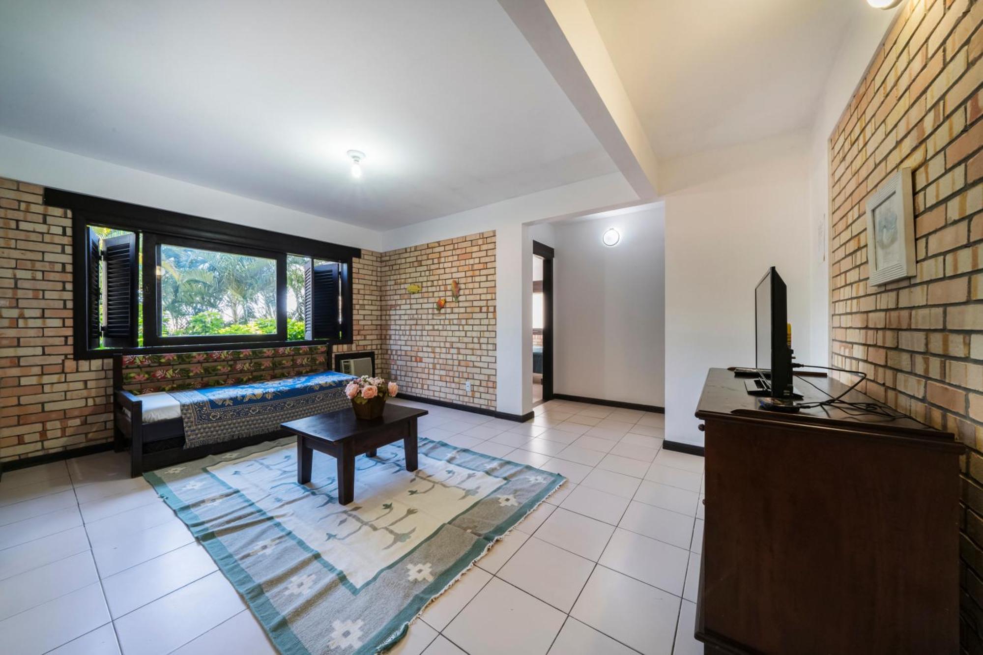 Inn Albacora Bombinhas